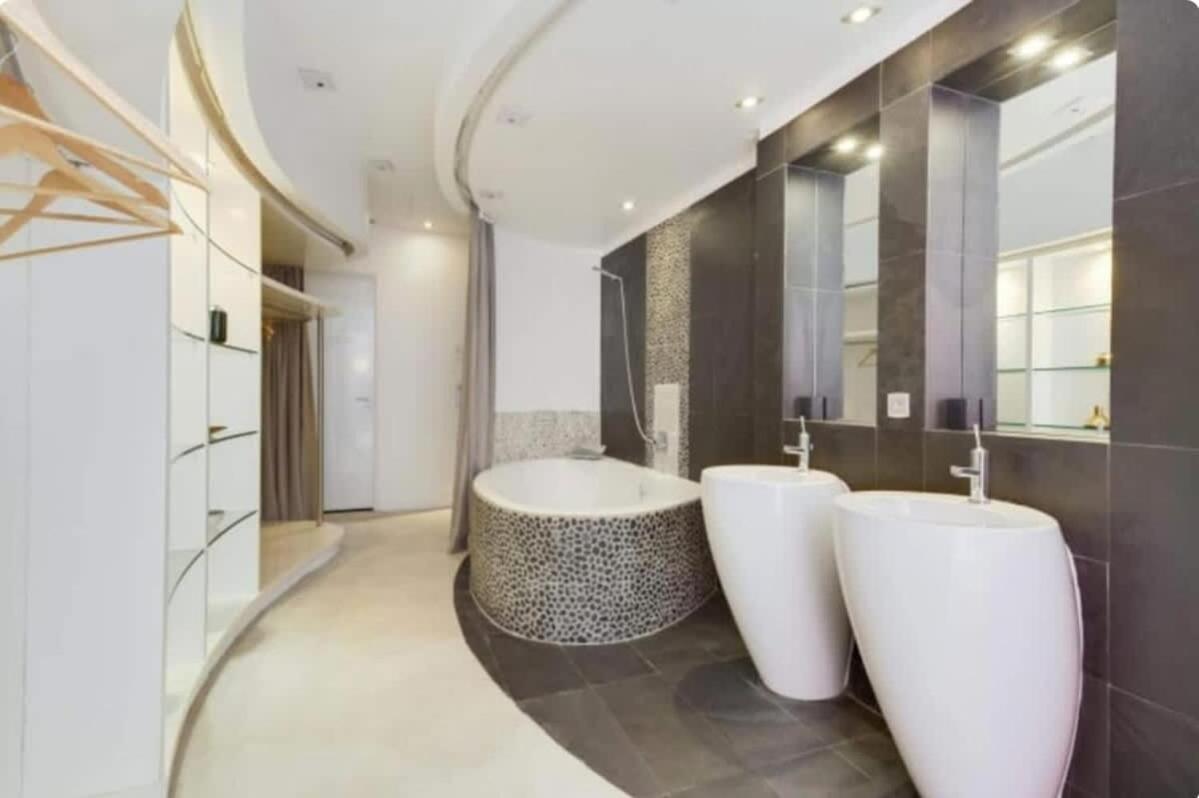 Magnifique Appartement Parisien - Marais Dış mekan fotoğraf